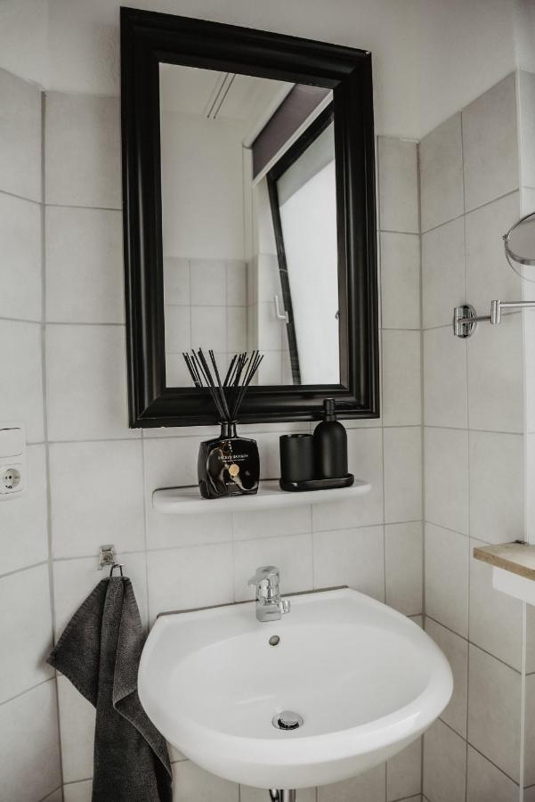 Boutique Hotel Koln Bagian luar foto